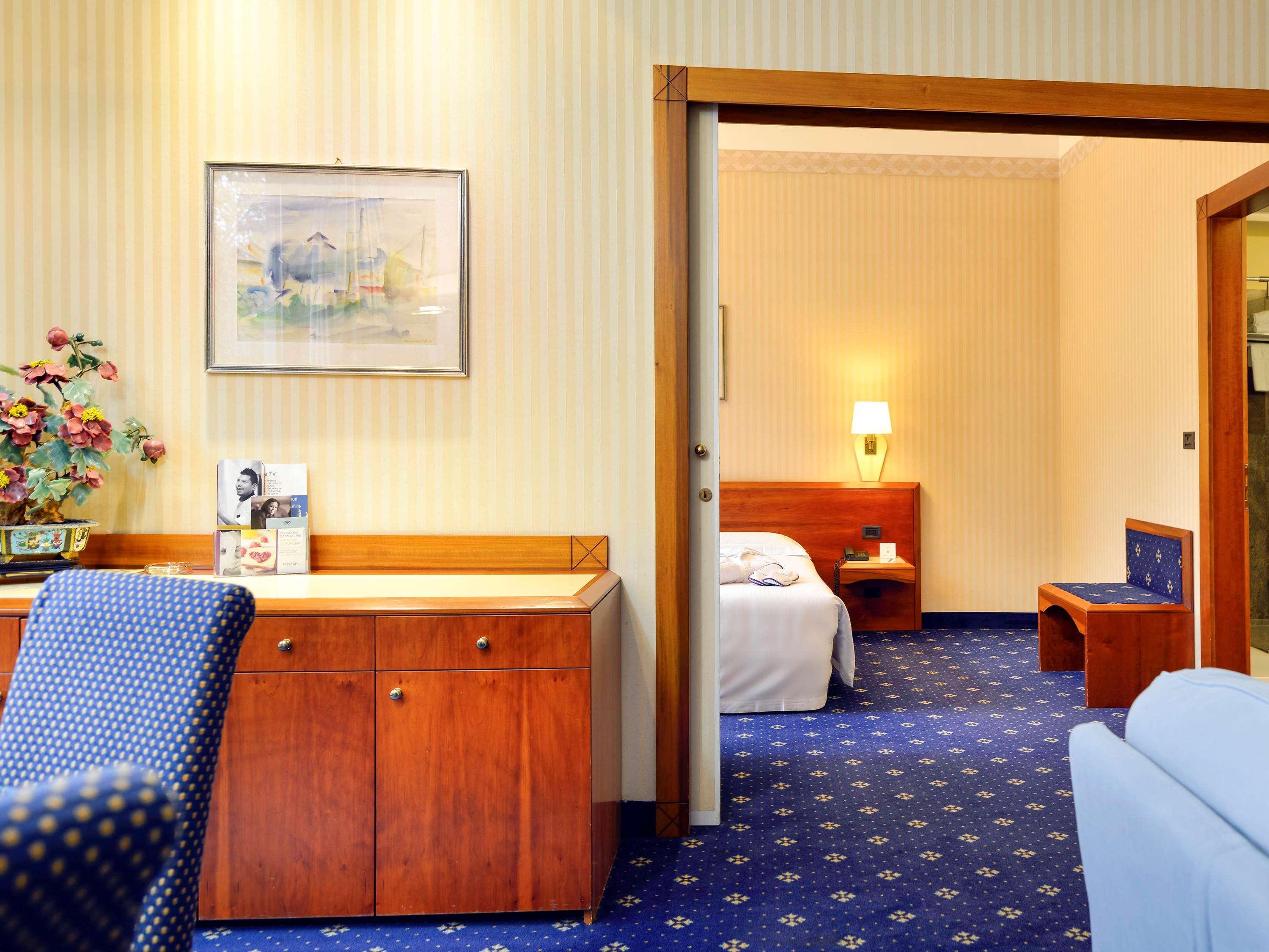 Mercure Reggio Emilia Centro Astoria Zewnętrze zdjęcie